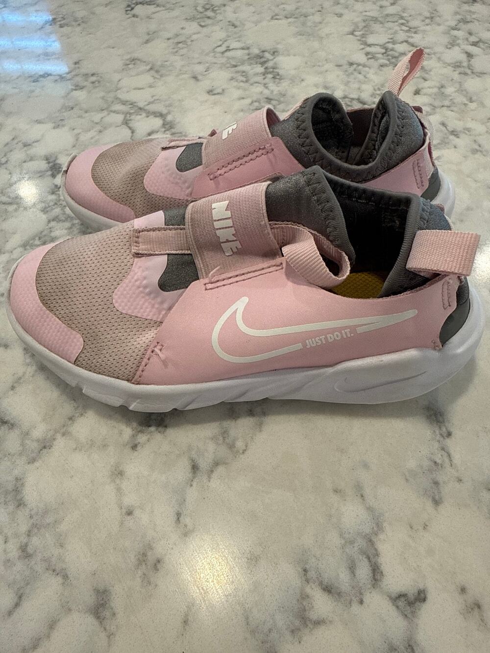 Nike Flex Runner 3 Girls Shoes Pink White Kids Size 12.5C Slip On Sneakers